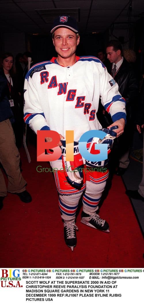 Scott Wolf at SuperSkate 2000