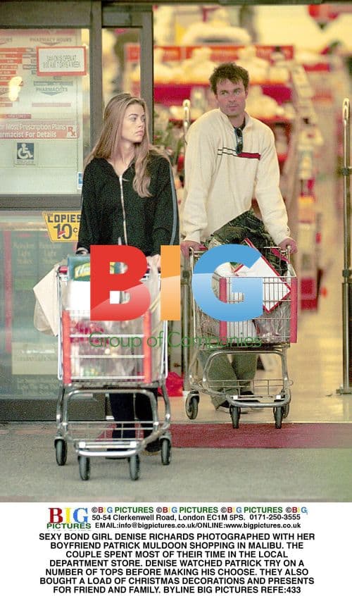 Denise Richards and Patrick Muldoon Shopping in Malibu