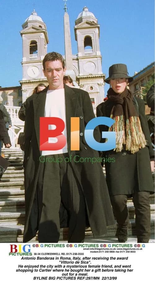 Antonio Banderas receives award in Rome