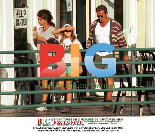 Arnold Schwarzenegger’s family outing in vintage car