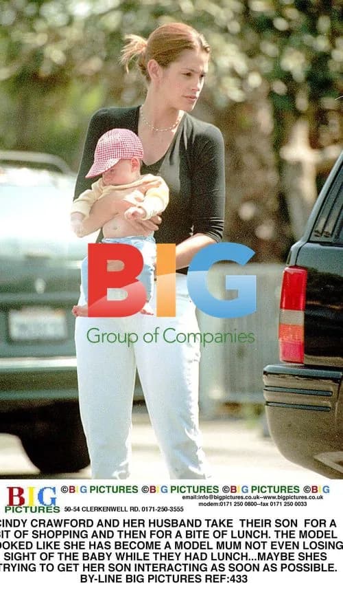 Cindy Crawford and family out shopping