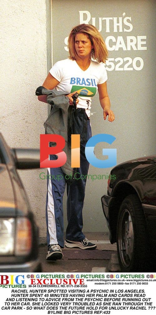 Rachel Hunter Visits Psychic in LA