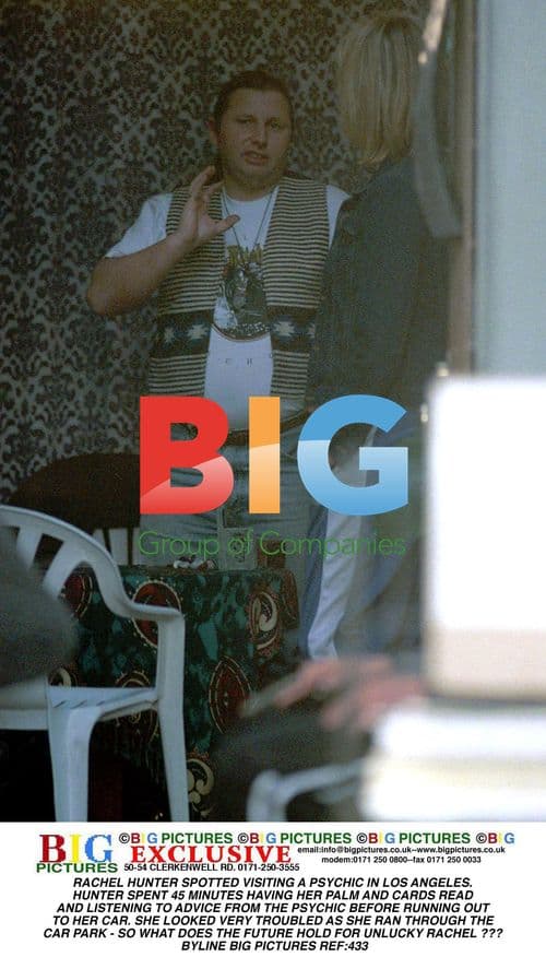 Rachel Hunter Visits Psychic in LA