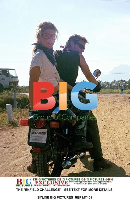 TAMARA BECKWITH JOINS ANTIQUE MOTORCYCLE TREK IN INDIA