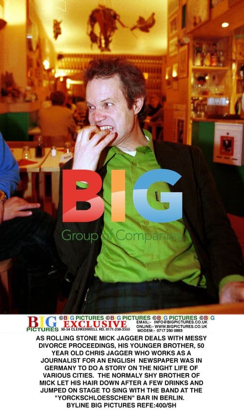 Chris Jagger Sings with Band in Berlin