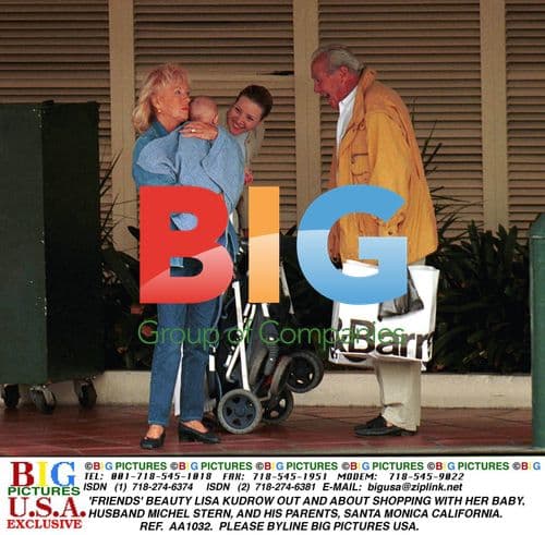 Lisa Kudrow out with family in Santa Monica