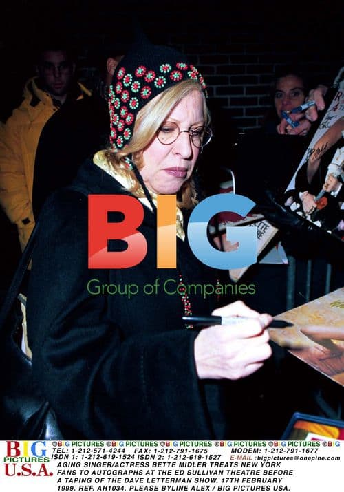 Bette Midler Greets Fans at Letterman Taping