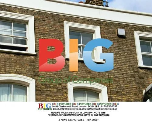 ROBBIE WILLIAMS' FLAT IN LONDON