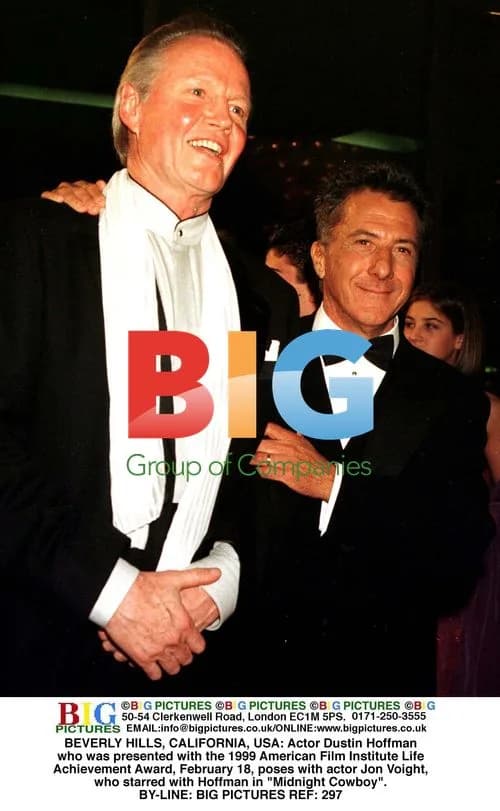 Dustin Hoffman and Jon Voight at 1999 AFI Gala