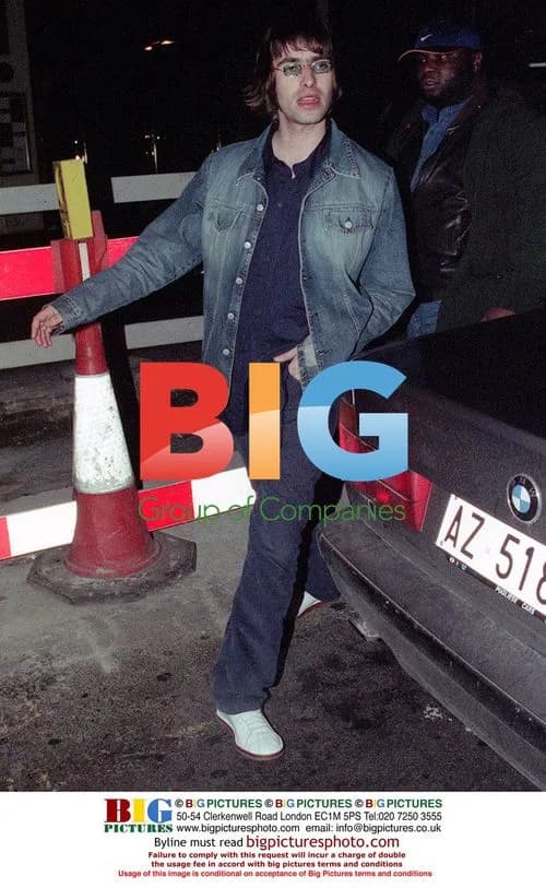 Liam Gallagher Leaves Cafe de Paris After Partying
