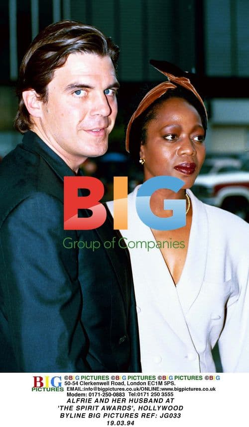 ALFRIE AND HUSBAND AT THE SPIRIT AWARDS