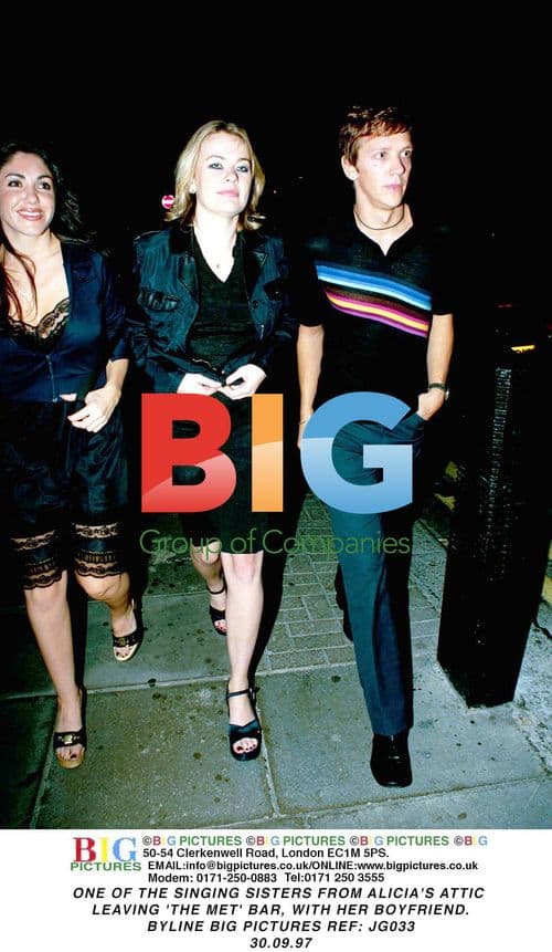 Karen Poole Leaves 'The Met' Bar