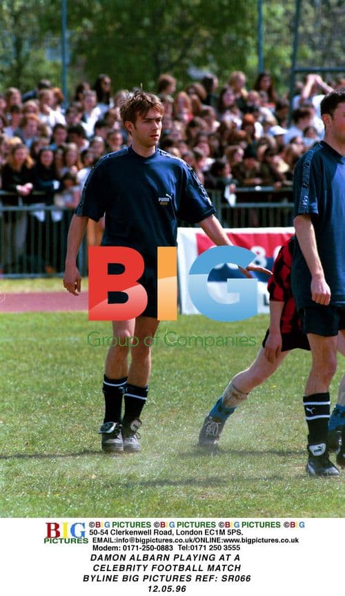 DAMON ALBARN PLAYING CELEBRITY FOOTBALL