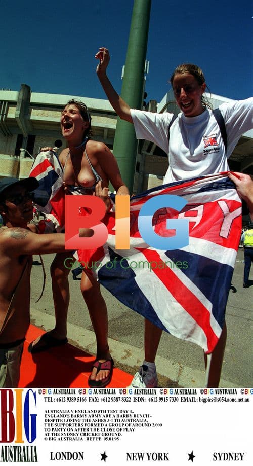 England's Barmy Army Party in Sydney After Ashes Loss