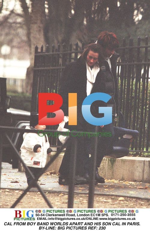 Boy Band Cal and Son in Paris