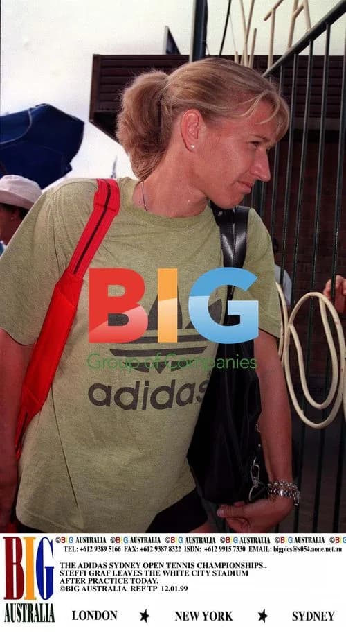 Steffi Graf Leaves Sydney Open Practice