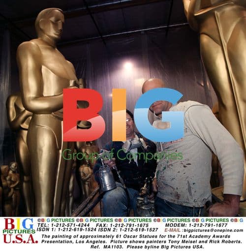 Painters prepare Oscars for Academy Awards