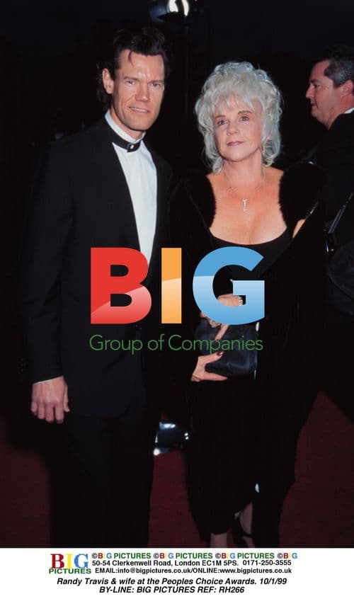 Randy Travis & wife at Peoples Choice Awards