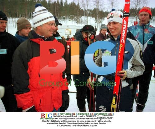 King Carl XVI Gustaf skiing at Swedish Championships