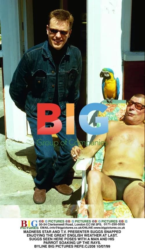 Suggs Enjoys Summer Weather with Parrot