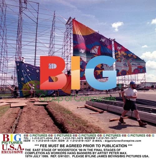 Woodstock '99 stage under construction