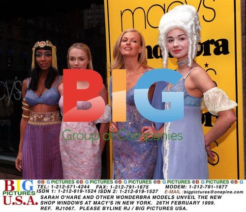 Wonderbra Models Unveil Macy's Shop Windows