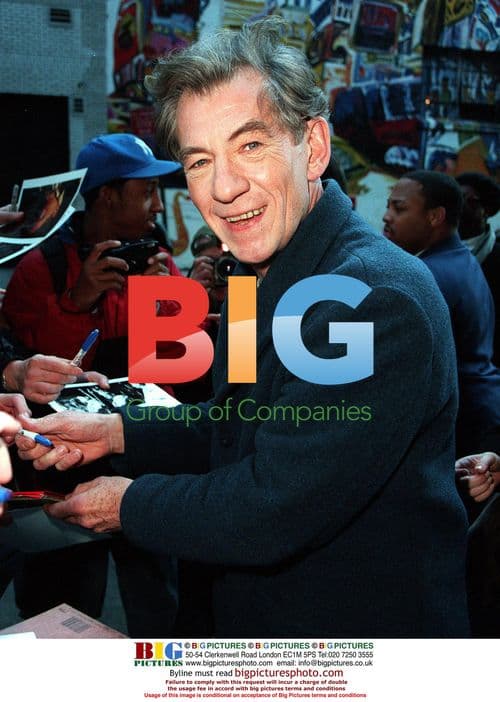 Ian McKellen Outside Letterman Show