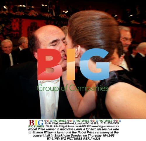 Nobel Prize winner Louis J Ignarro kisses wife