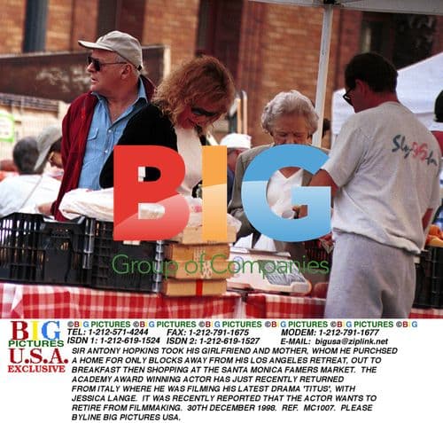 Sir Antony Hopkins Shops with Girlfriend & Mother