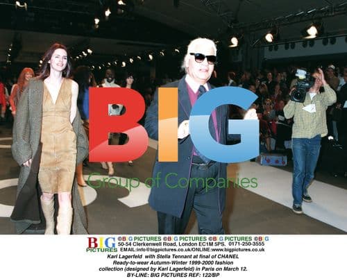 Karl Lagerfeld and Stella Tennant at CHANEL AW 1999/2000 show