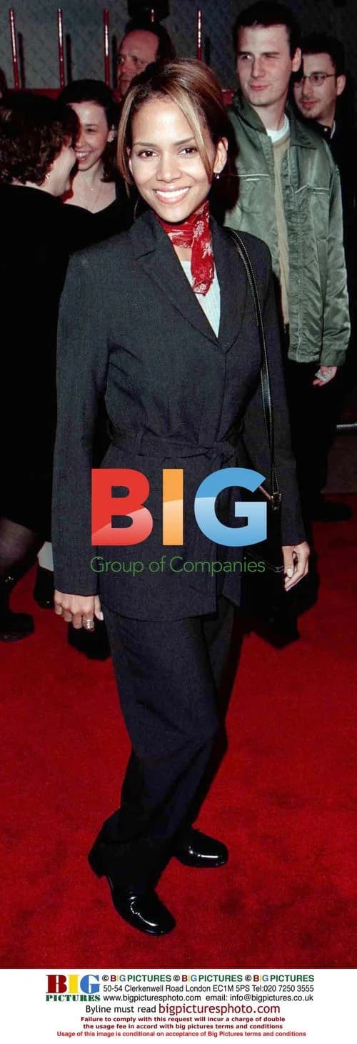 Halle Berry at 'Ed TV' Premiere