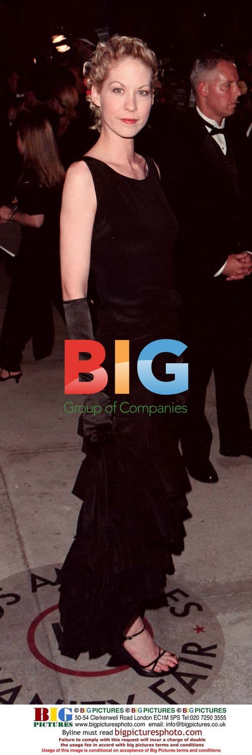 Jenna Elfman at Vanity Fair Post-Oscars Party