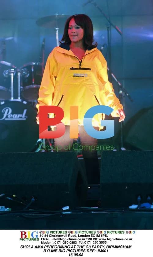 Shola Ama Performing at G8 Party