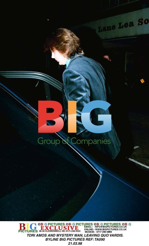 Tori Amos and mystery man leaving Quo Vardis