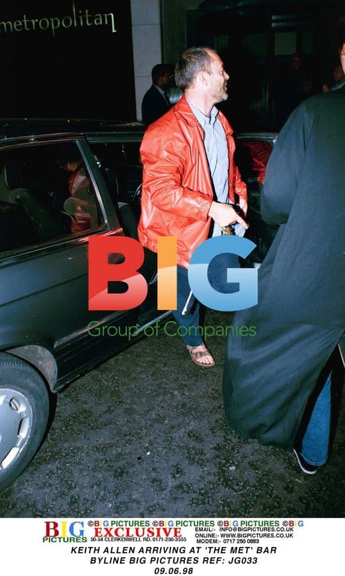 Keith Allen arrives at 'The Met' bar