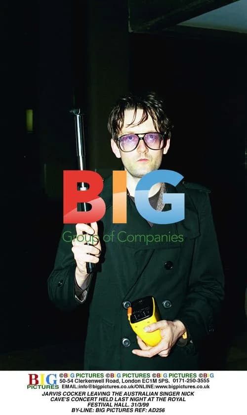 Jarvis Cocker leaving Nick Cave concert