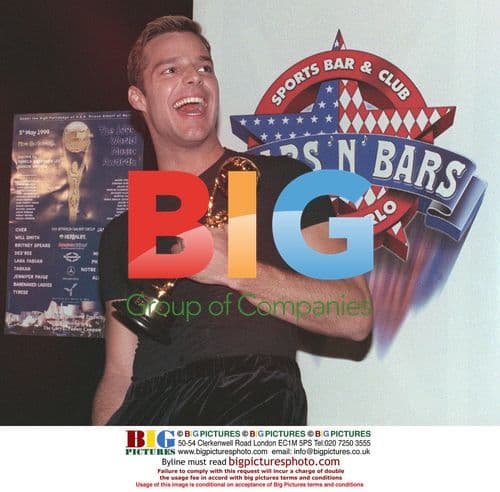 Ricky Martin at 11th World Music Awards