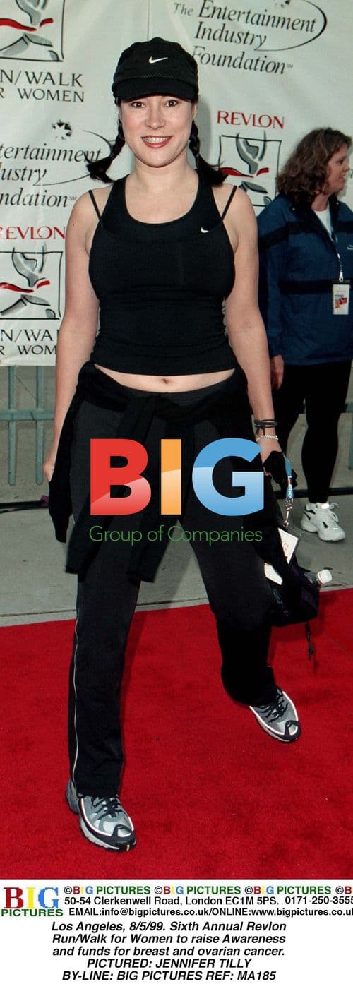 Revlon Run/Walk Supports Cancer Awareness