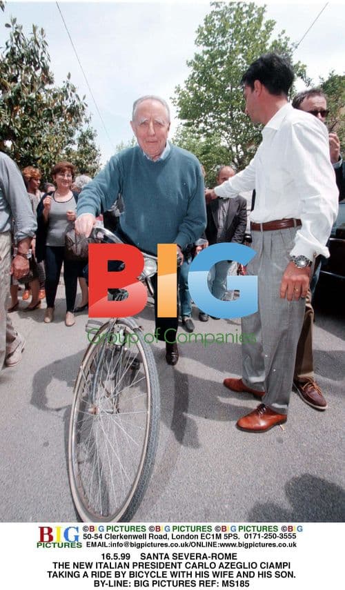 Italian President Ciampi Bicycles with Family