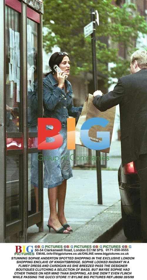 Sophie Anderton Shopping in Knightsbridge