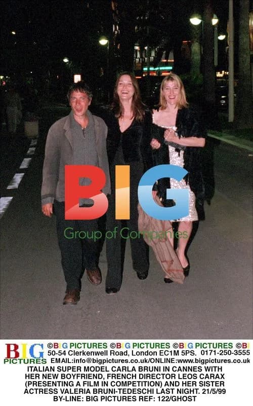 Carla Bruni with boyfriend and sister in Cannes