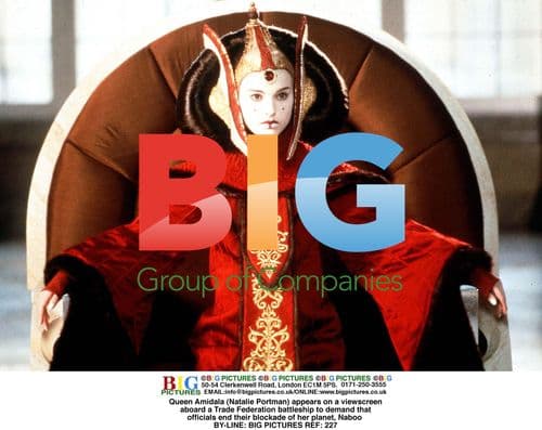 Queen Amidala demands end to Naboo blockade