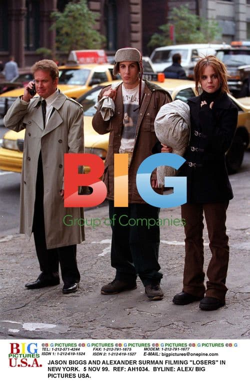 JASON BIGGS, ALEXANDER SURMAN filming "LOSERS"