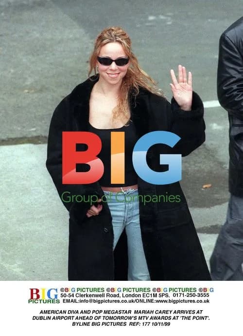 Mariah Carey arrives and leaves Dublin airport