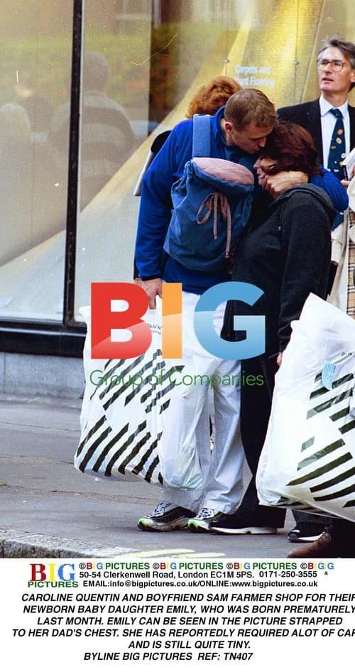 Caroline Quentin and boyfriend shop for baby
