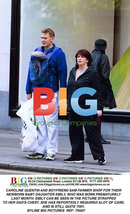 Caroline Quentin and Boyfriend Shop for Newborn