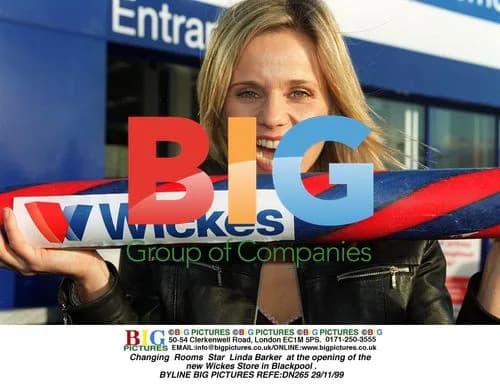 Linda Barker at Wickes Store Opening in Blackpool
