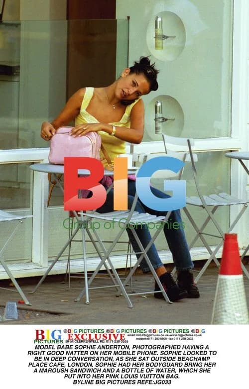 Sophie Anderton Photographed Chatting on Mobile