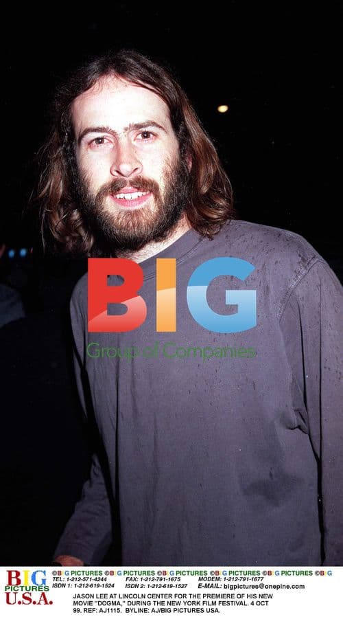 Jason Lee at Dogma premiere in New York