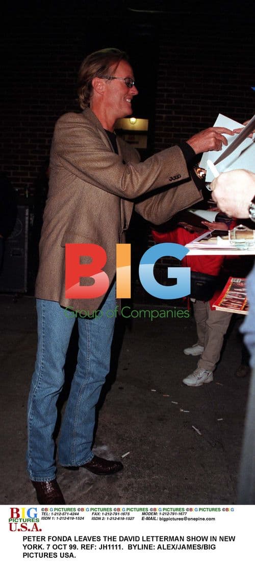 Peter Fonda leaves Letterman show